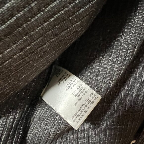 Urban Outfitters Silence + Noise gray pencil skirt w/zip back + slit (size s) - Picture 5 of 6